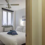 Comfy Apartment Near The Harbor By Wonderful Italy