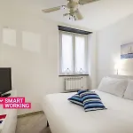 Comfy Apartment Near The Harbor By Wonderful Italy
